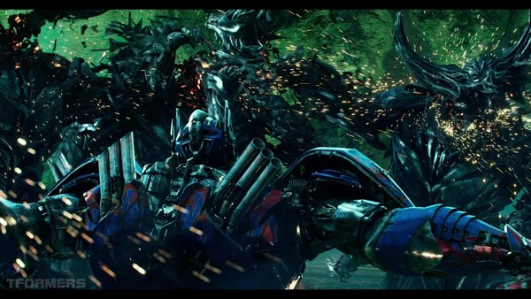 Transformers The Last Knight Theatrical Trailer HD Screenshot Gallery 761 (761 of 788)